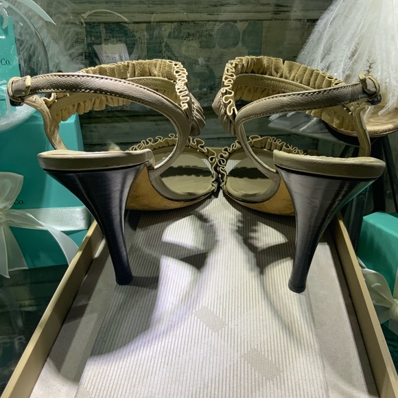 BURBERRY Flirty Ruffle Embellished Slingback Sandal Heels in Trench - Picture 5 of 9